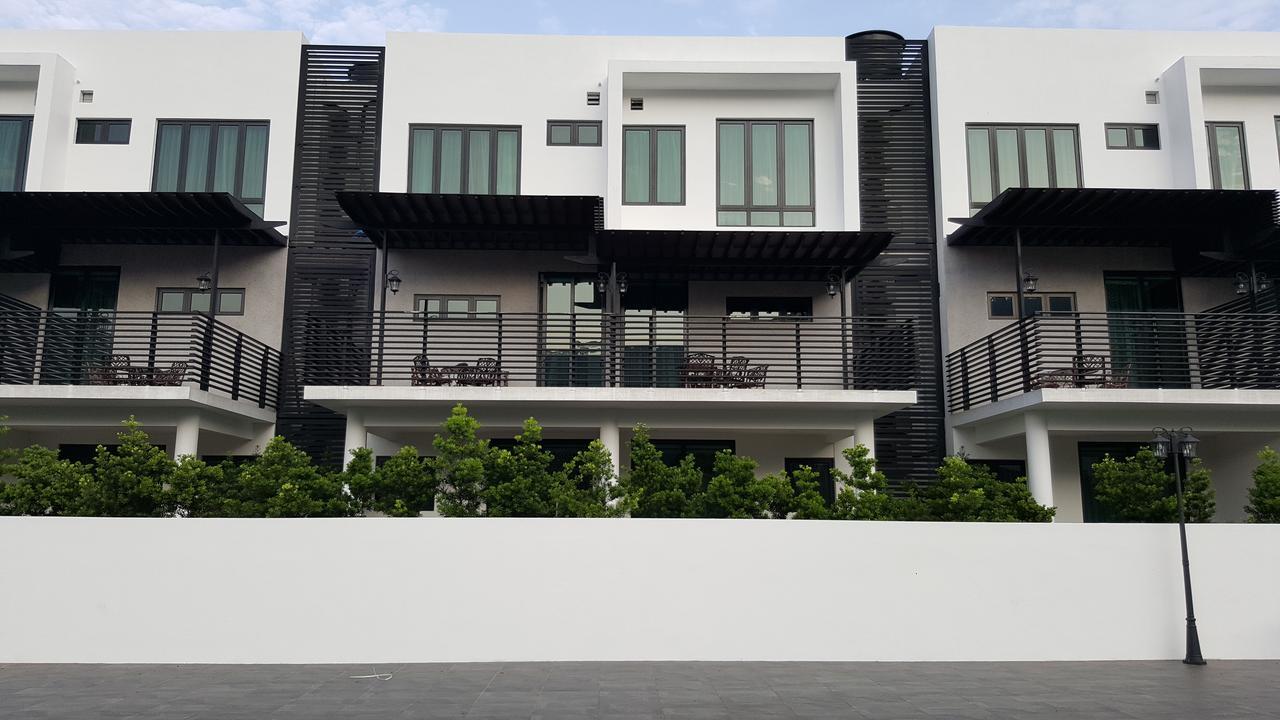 Hermitage Boutique House Taiping Exterior photo